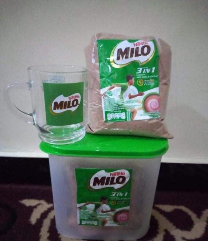 Milo Free Box + Gelas