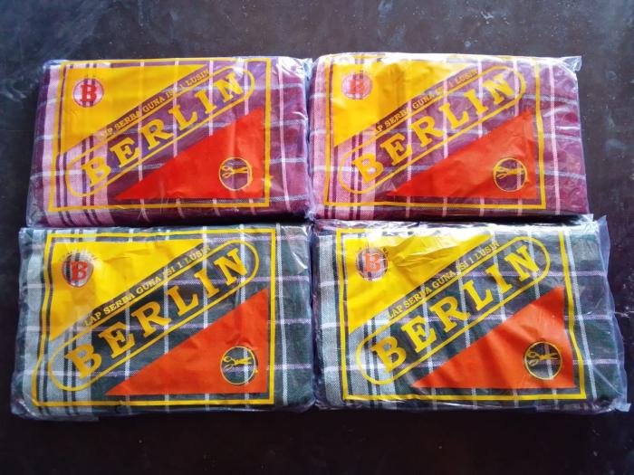 Serbet Kotak WARNA Lusin