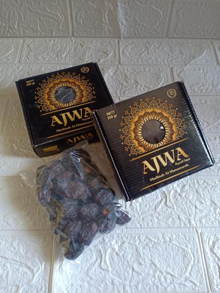 Kurma Ajwa Madinah
