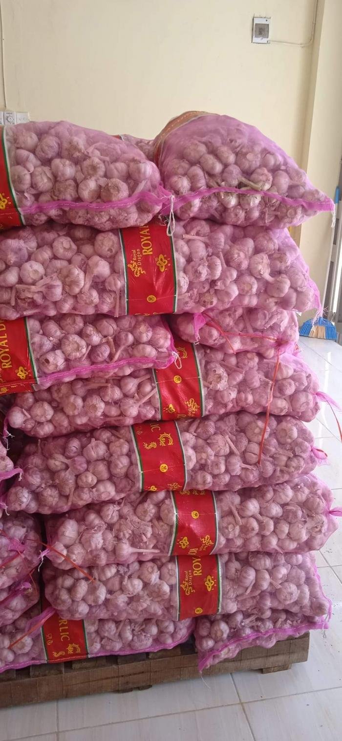 Bawang Putih Bersih 1Kg