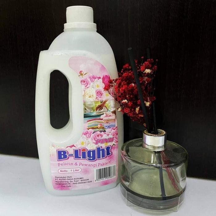 Pewangi Pakaian B-Light q,
