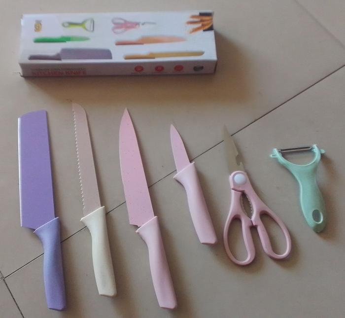 Pisau Set Jerami