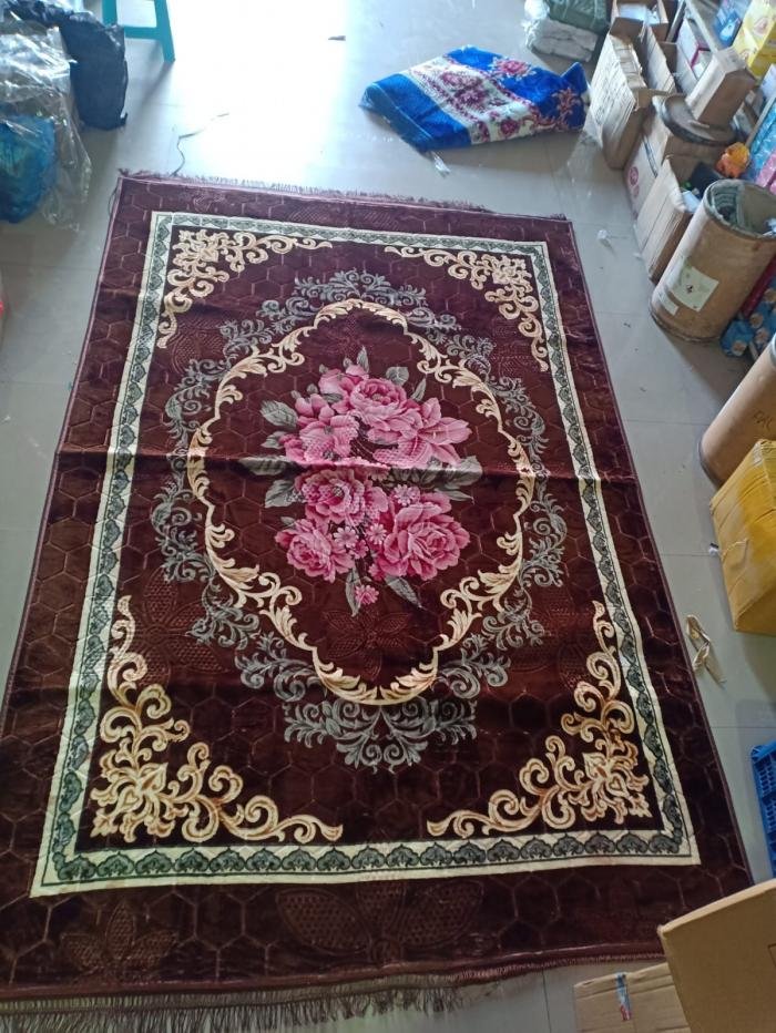 Karpet Saudi Rumbai