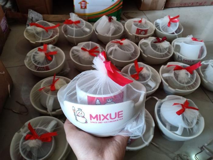 Mangkok + Mug Mixue
