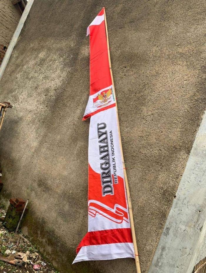 Umbul umbul Dirgahayu Merah Putih