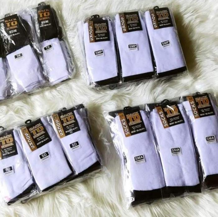 Kaos Kaki SMP Lusin