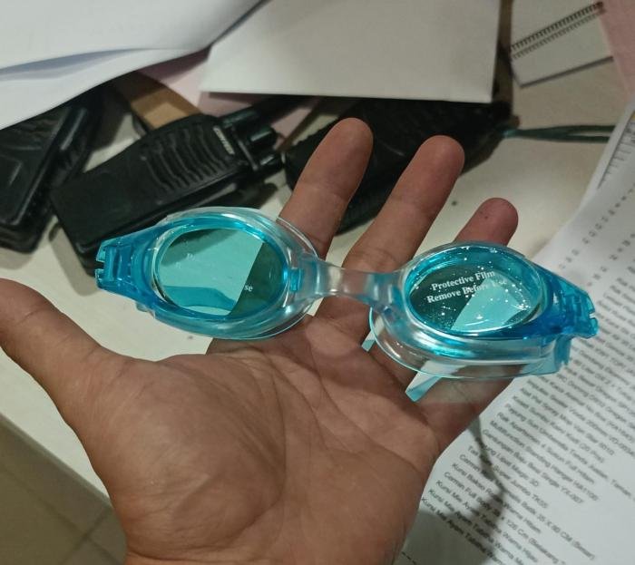 Kacamata renang anak dan dewasa speeds