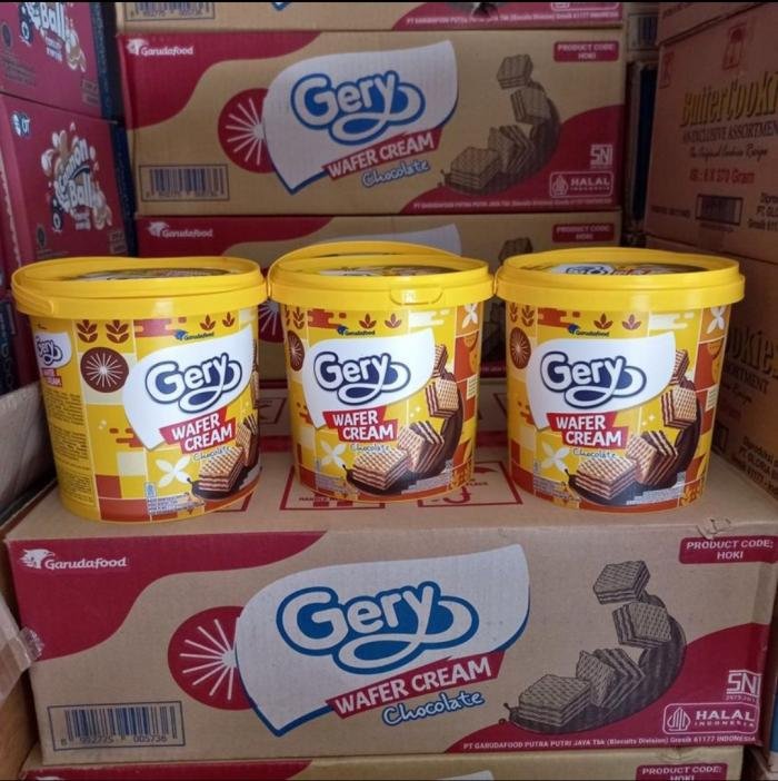 Gery Wafer Cream DUS