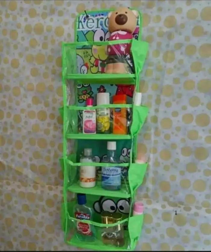 Rak Kosmetik Gantung Karakter b,A
