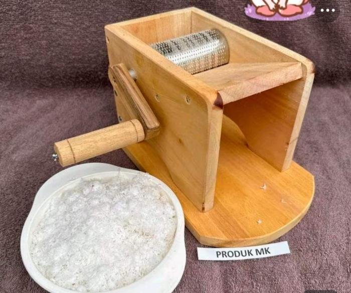 Parut Kelapa Manual