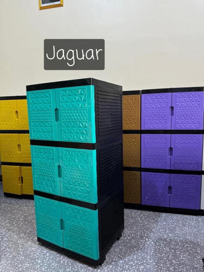 Lemari 3Susun Jaguar