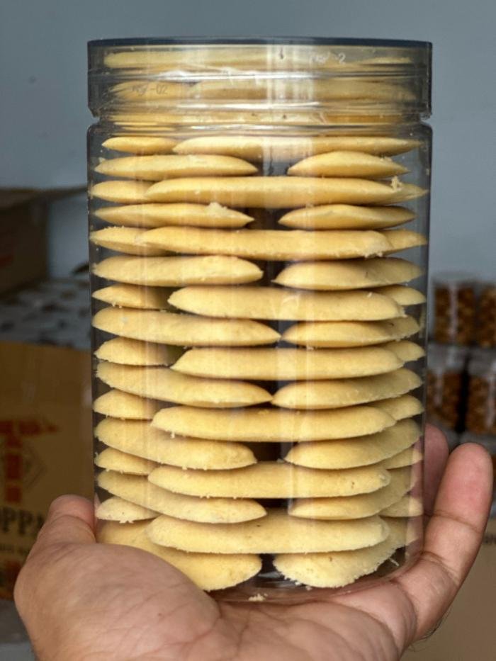 Lidah Kucing Toples