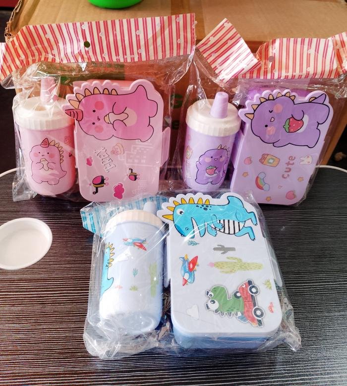 Kotak Makan Set Minum