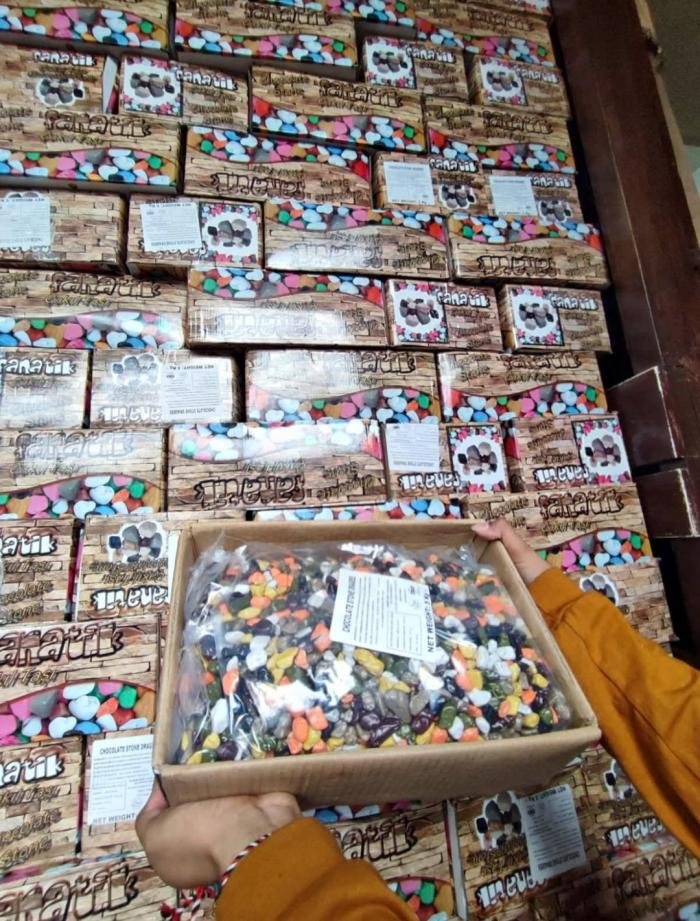 Coklat Kerikil Dus