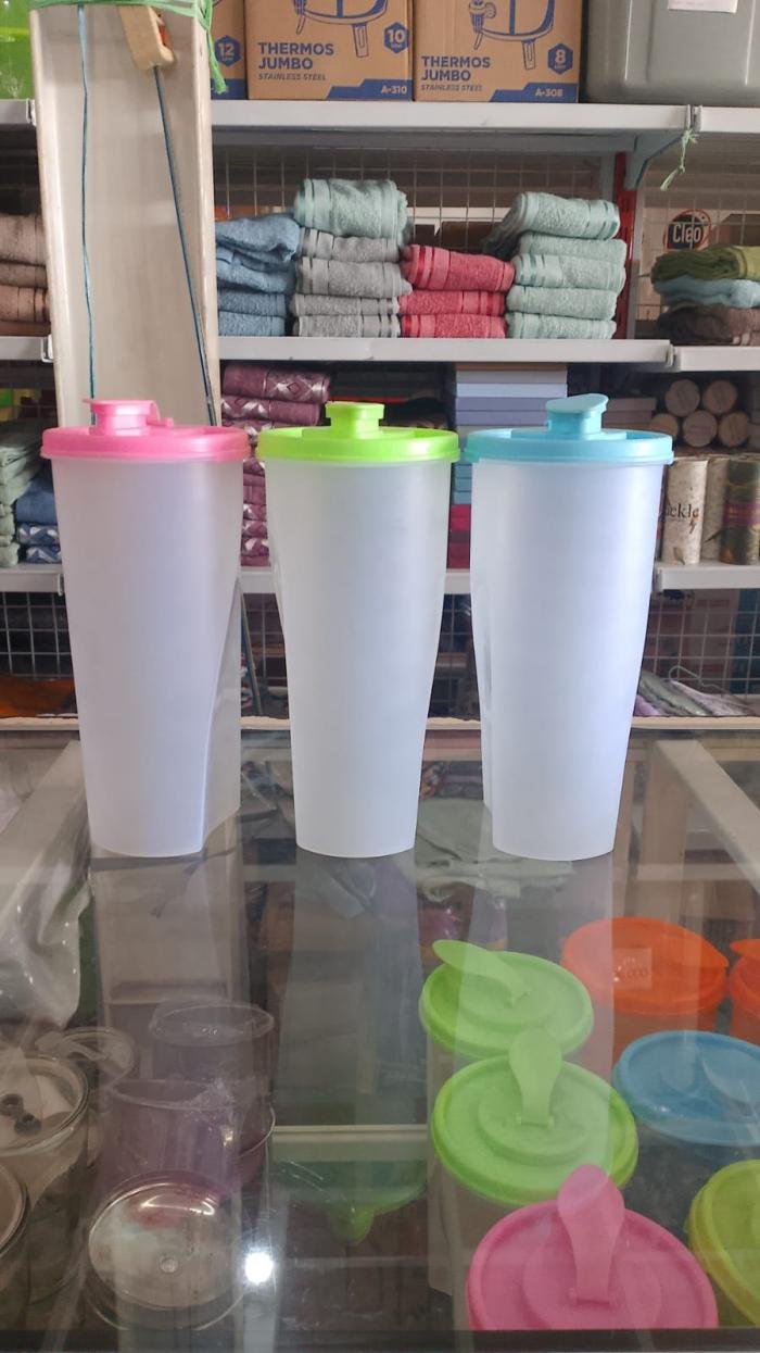 Botol Air Kulkas Bening